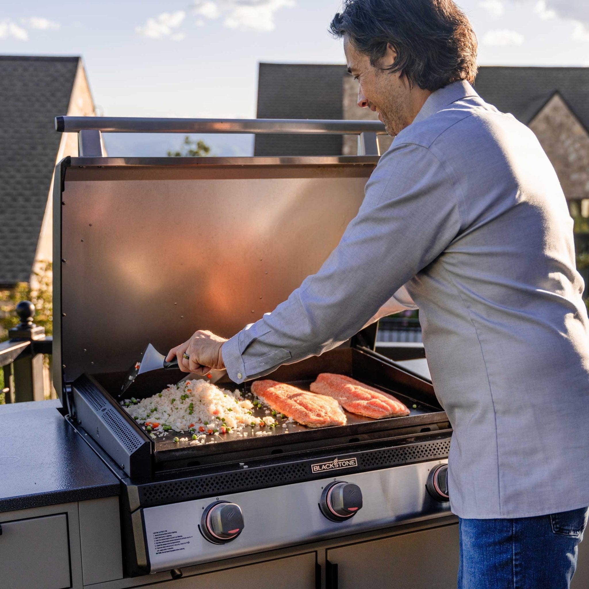 28" Deep Kitchen Griddle in Stainless Steel w/Hood