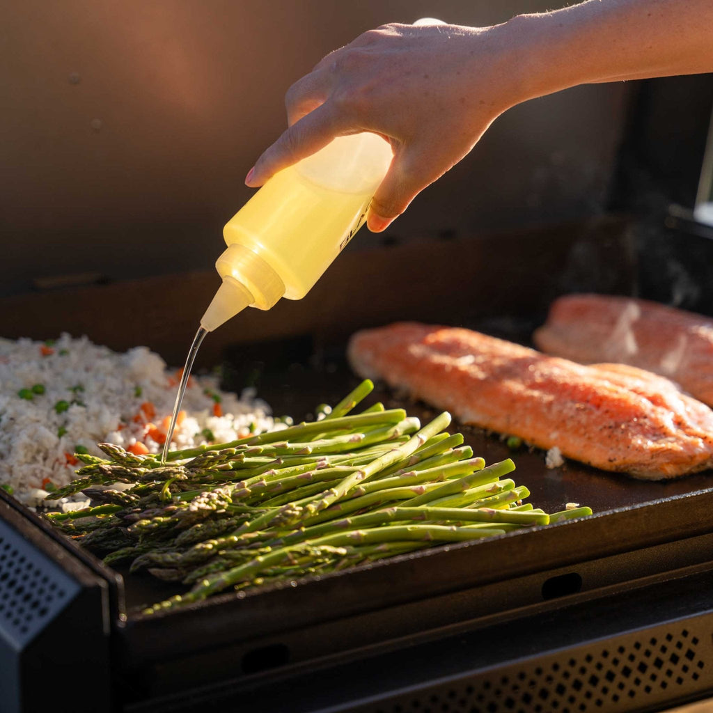 28" Deep Kitchen Griddle in Stainless Steel w/Hood