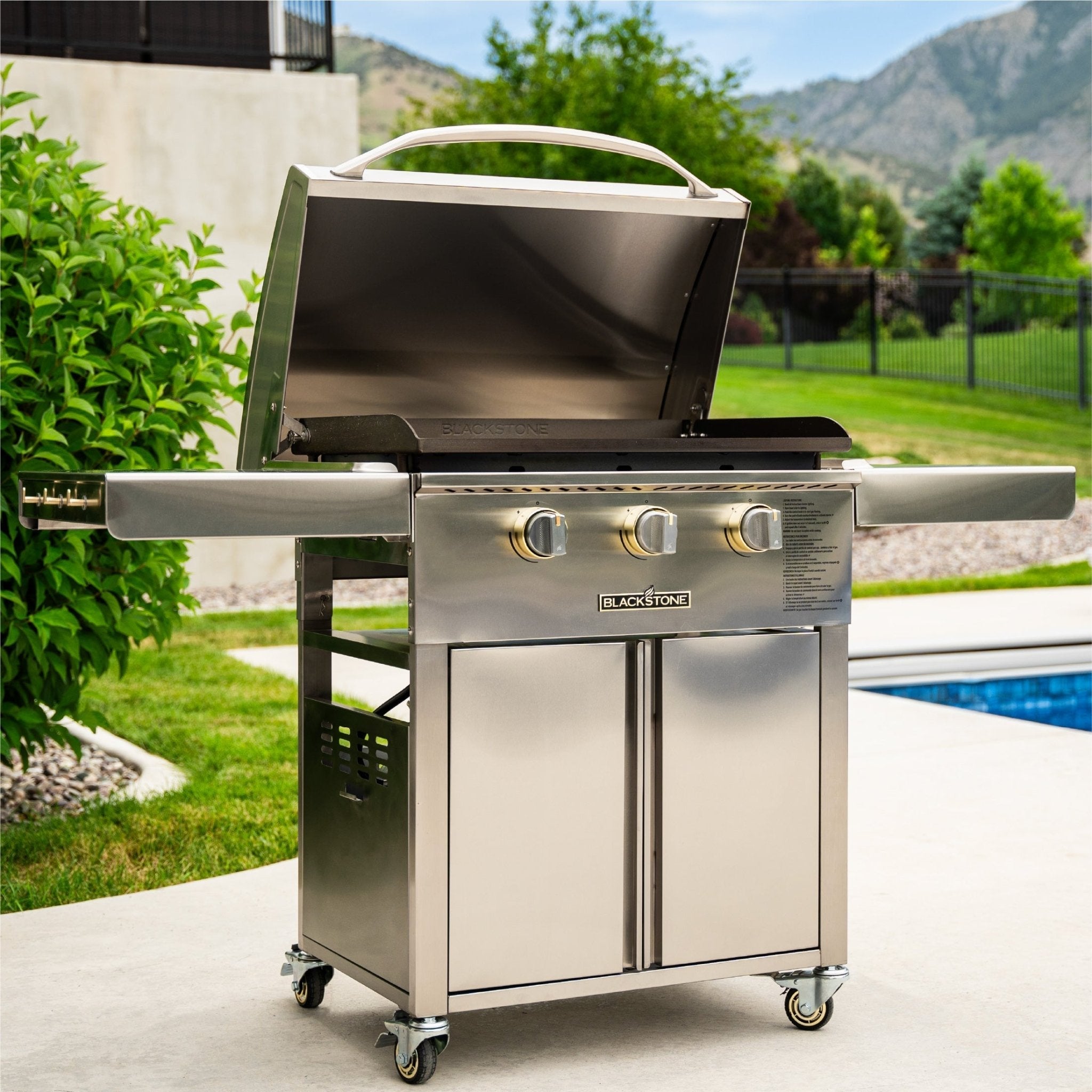 28" Griddle with Cabinet